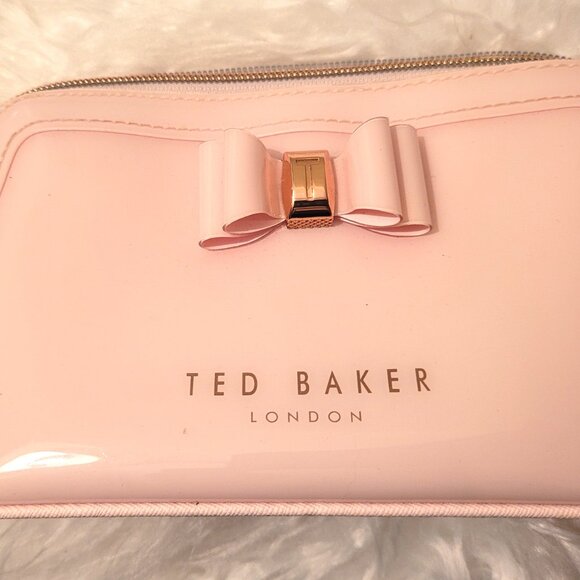TED BAKER Makeup Bag & Free Moroccanoil Hair & Body Fragrance Mist - Picture 3 of 9